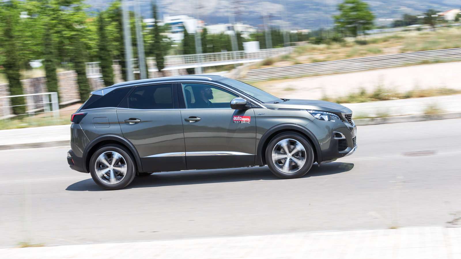 Test Μεταχειρισμένου: Peugeot 3008 2017 [video]